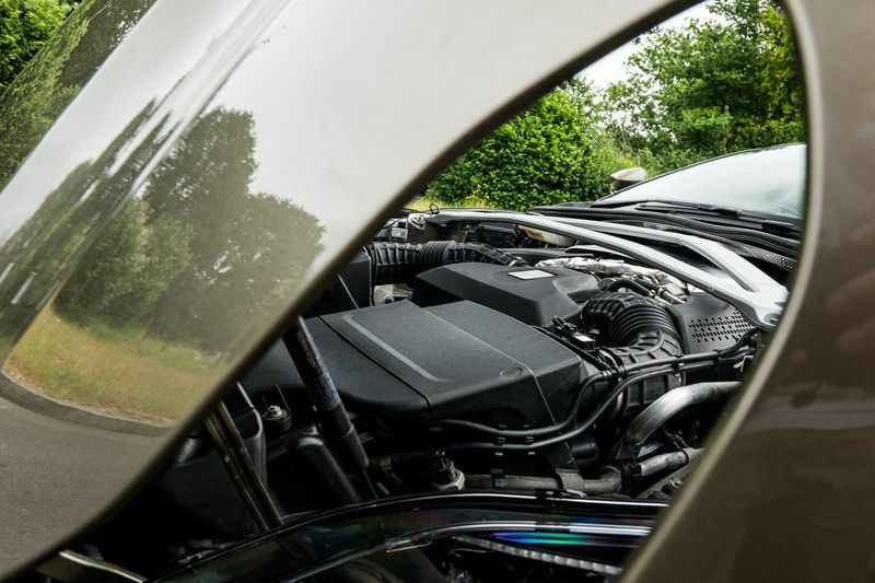 Aston Martin DB11 Volante Black #36