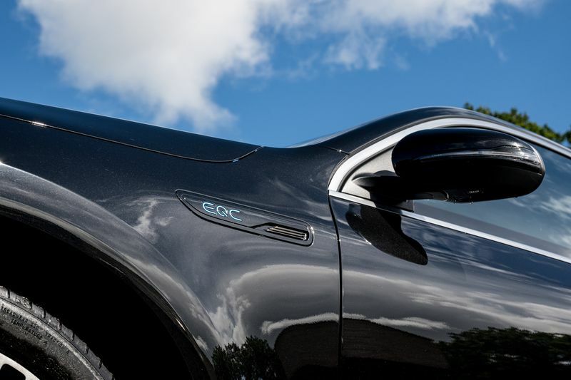 Mercedes-Benz EQC Electric Blue #16