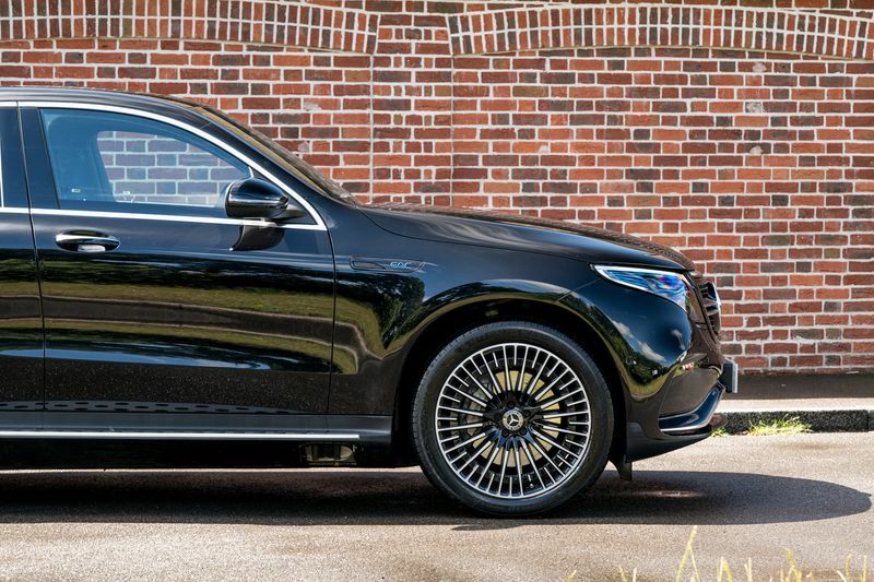 Mercedes-Benz EQC Electric Blue #19