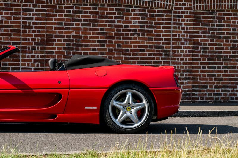 Ferrari 355 F1   #38