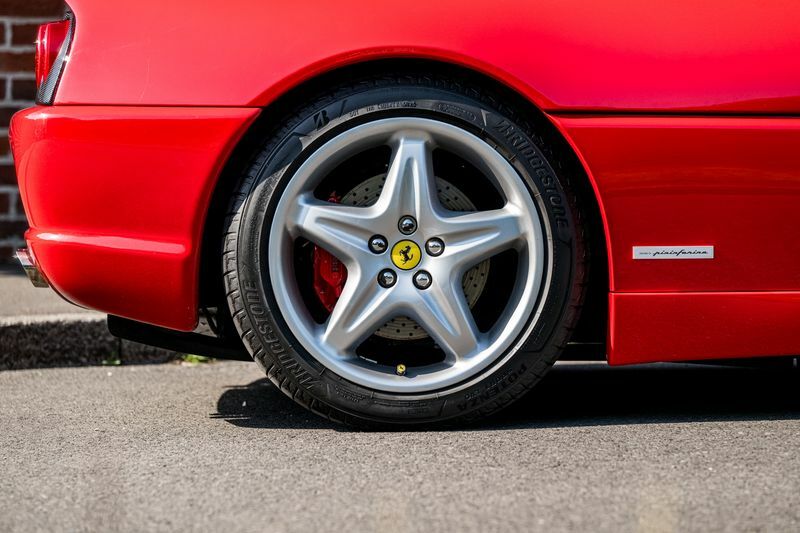 Ferrari 355 F1   #32