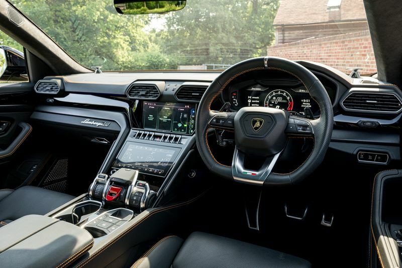 Lamborghini Urus --  #48
