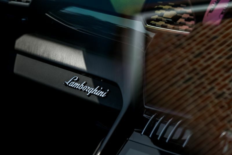 Lamborghini Urus --  #14