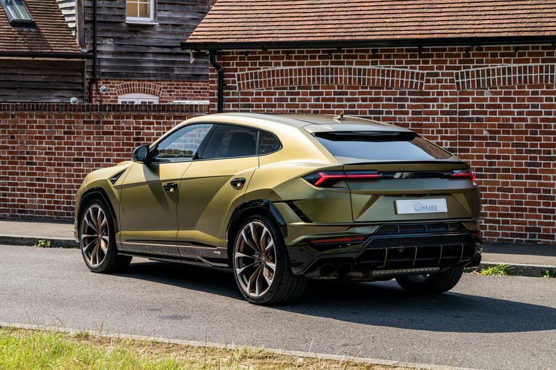 Lamborghini Urus --  #7