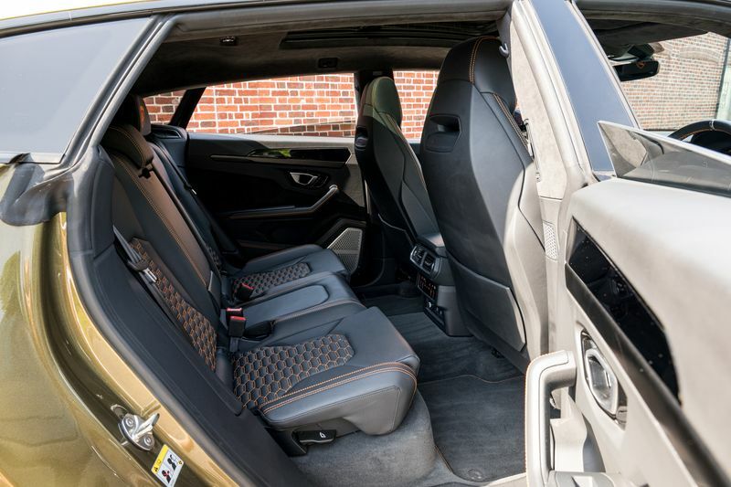Lamborghini Urus --  #40
