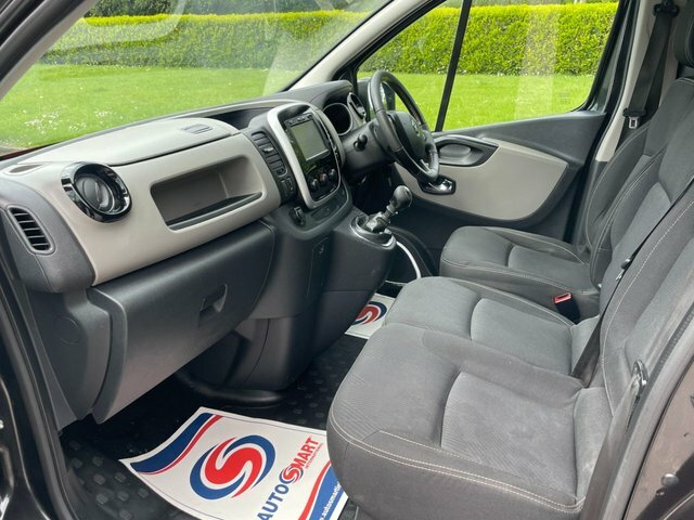 Renault Trafic Sl27 Energy Dci Silver #37