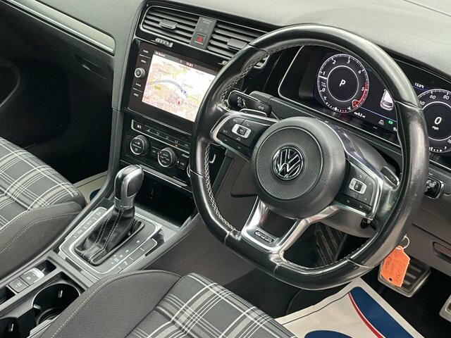 Volkswagen Golf Hatchback Silver #32