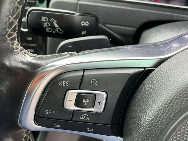 Volkswagen Golf Hatchback Silver #42