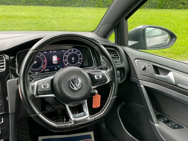 Volkswagen Golf Hatchback Silver #18