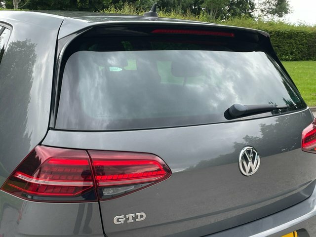 Volkswagen Golf Hatchback Silver #38