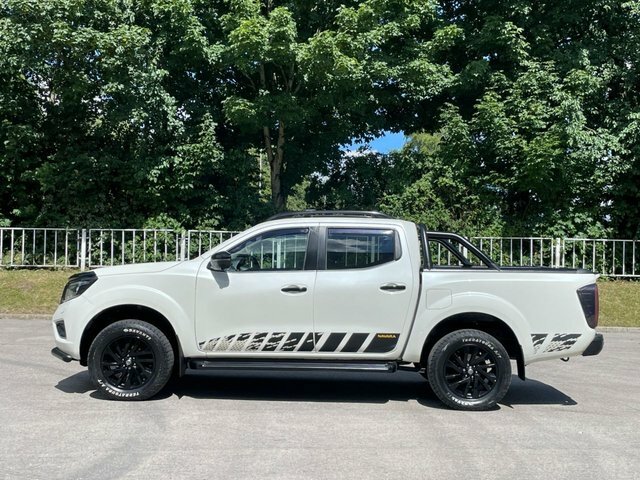 Nissan Navara 2.3 Dci N-guard Pickup Double Cab White #5