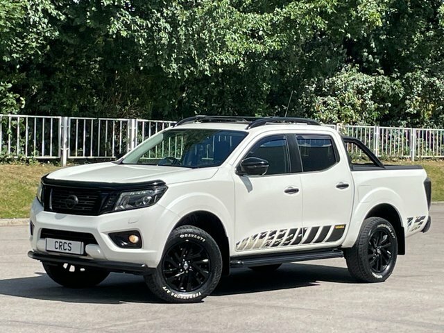 Nissan Navara 2.3 Dci N-guard Pickup Double Cab White #2