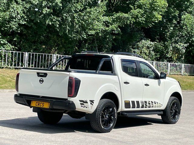 Nissan Navara 2.3 Dci N-guard Pickup Double Cab White #4