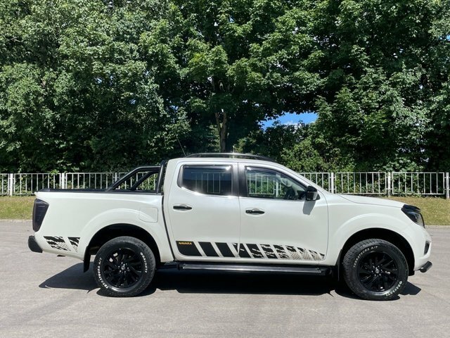 Nissan Navara 2.3 Dci N-guard Pickup Double Cab White #6