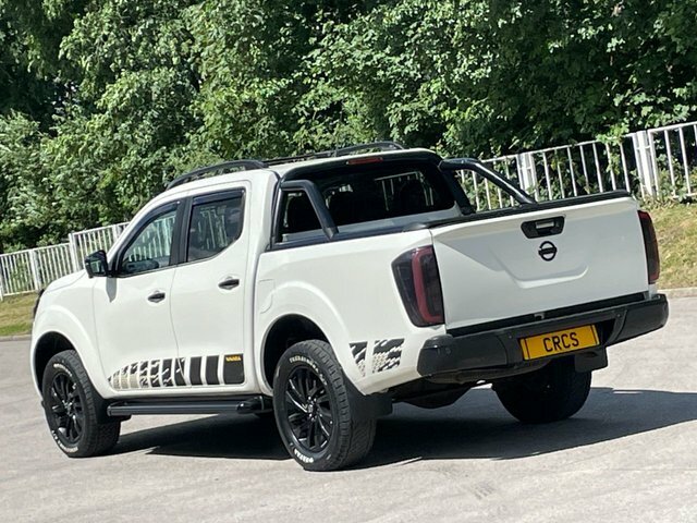 Nissan Navara 2.3 Dci N-guard Pickup Double Cab White #3
