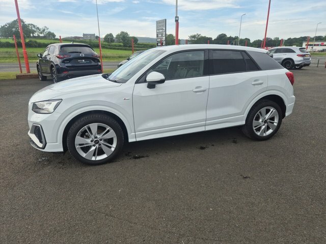 Audi Q2 1.5 Tfsi Cod 35 S Line Suv S Tronic Eur White #4