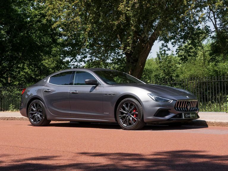 Maserati Ghibli V6 Gransport Grey