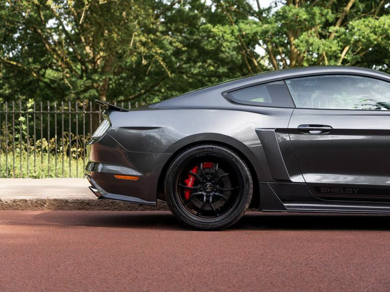 Ford Mustang 5.0 V8 Gt Grey #6