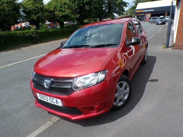 Dacia Sandero Ambiance Hatchback Red #3