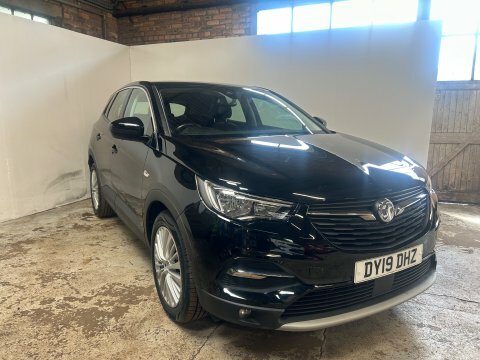 Vauxhall Grandland X Sport Nav S DY19DHZ Black #4