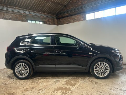 Vauxhall Grandland X Sport Nav S DY19DHZ Black #5
