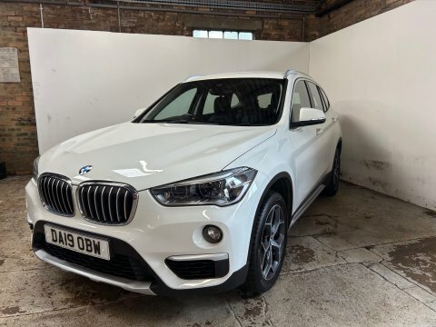 BMW X1 Sdrive18i Xline White #4