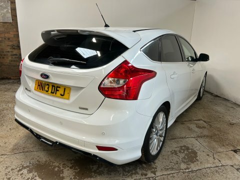 Ford Focus Zetec S Tdci White #6