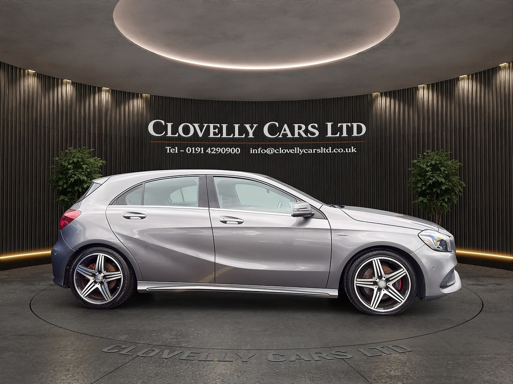 Mercedes-Benz A Class 2.0 A250 Amg Hatchback 7G-dct 4Matic Eu CP16HZD Grey #3