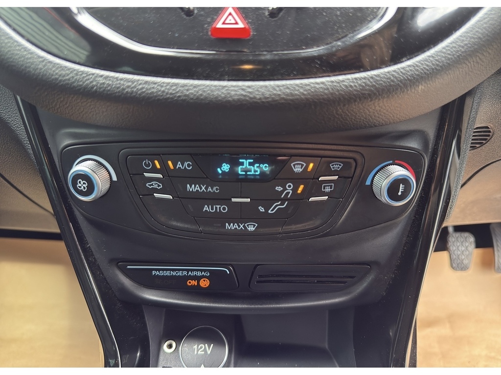 Ford B-Max 1.0 Ecoboost Zetec 5Dr- With Rear Parking Sensors Silver #34