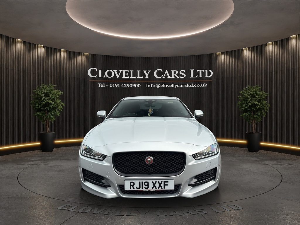 Jaguar XE 2.0D R-sport Saloon Euro 6 Ss Silver #2