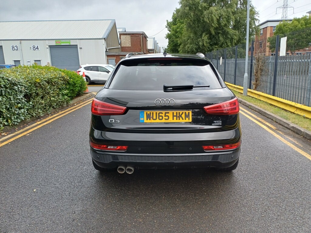 Audi Q3 2.0 Tdi S Line Plus Black #6