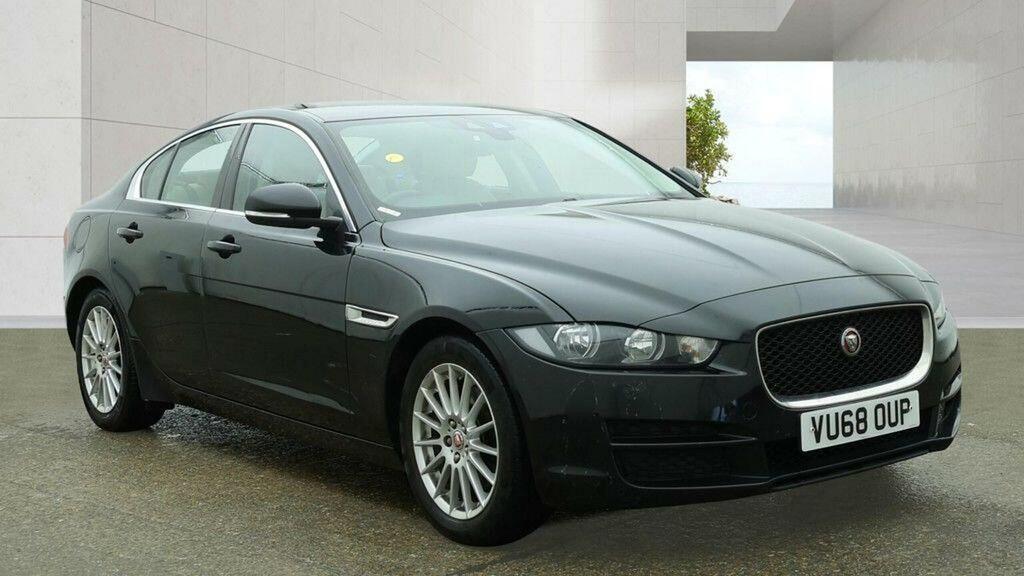 Jaguar XE 2.0D Prestige Euro 6 Ss Black