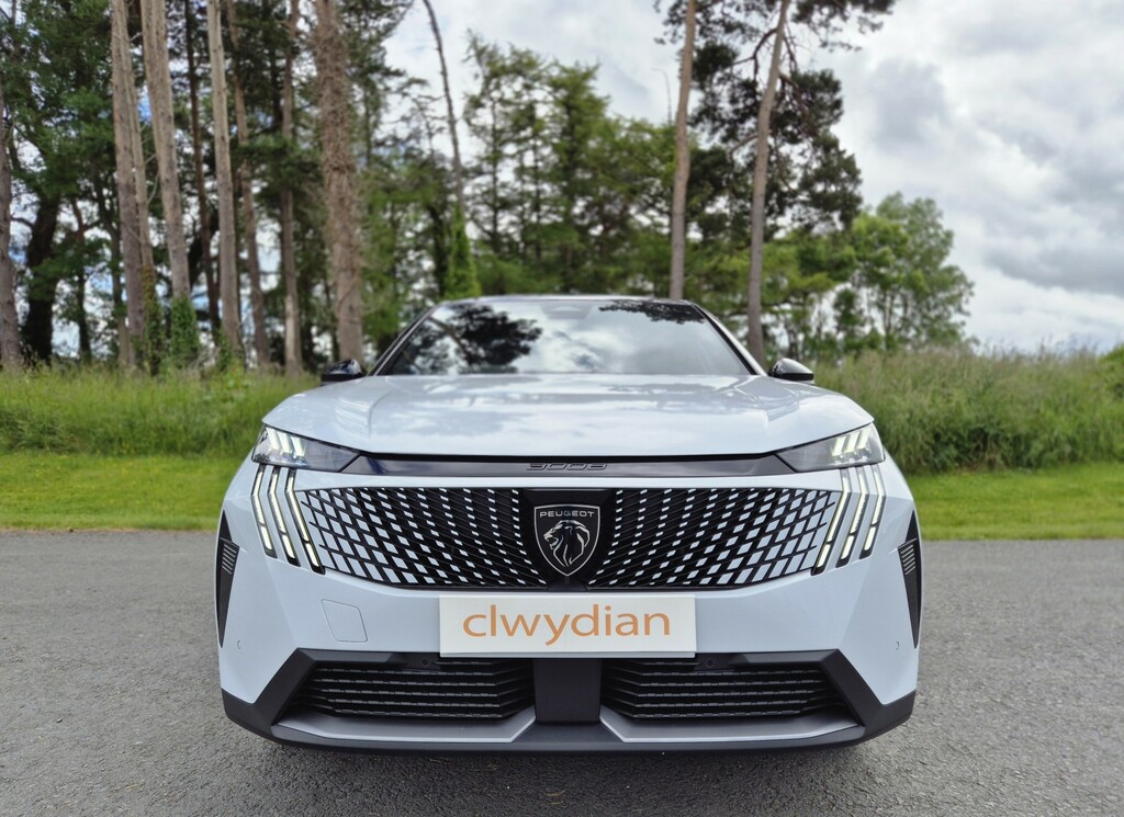 Peugeot 3008 Suv 3008 Gt Hybrid 1.2 145 E-dsc6 202525 White #6