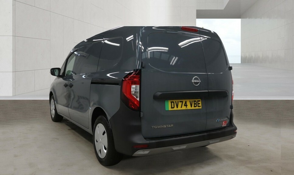 Nissan TOWNSTAR Panel Van L2 90Kw 45Kwh Acenta L2 202474 Grey #6