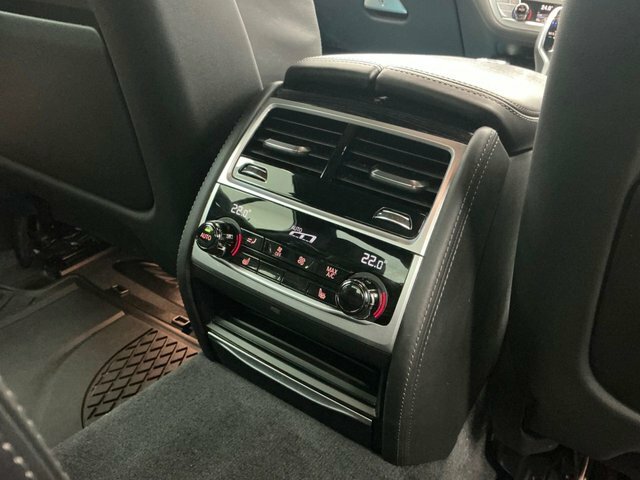 BMW 7 Series 730D Xdrive M Sport Saloon Black #22