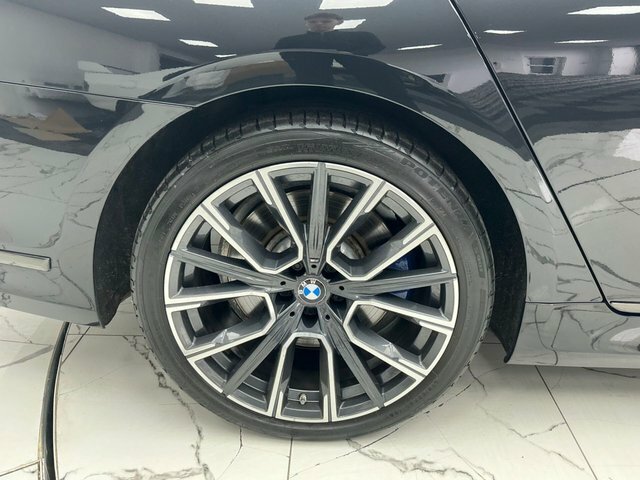 BMW 7 Series 730D Xdrive M Sport Saloon Black #29