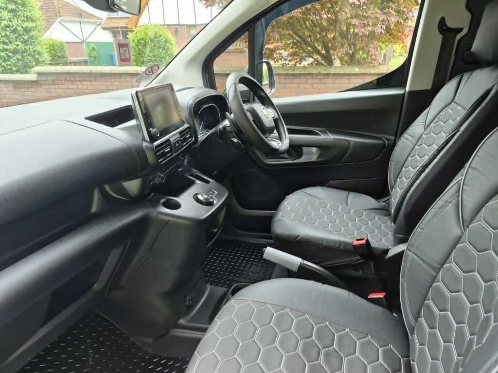 Fiat Doblo 1.6 Multijet 16V 90 Tecnico Van Start Stop Red #10