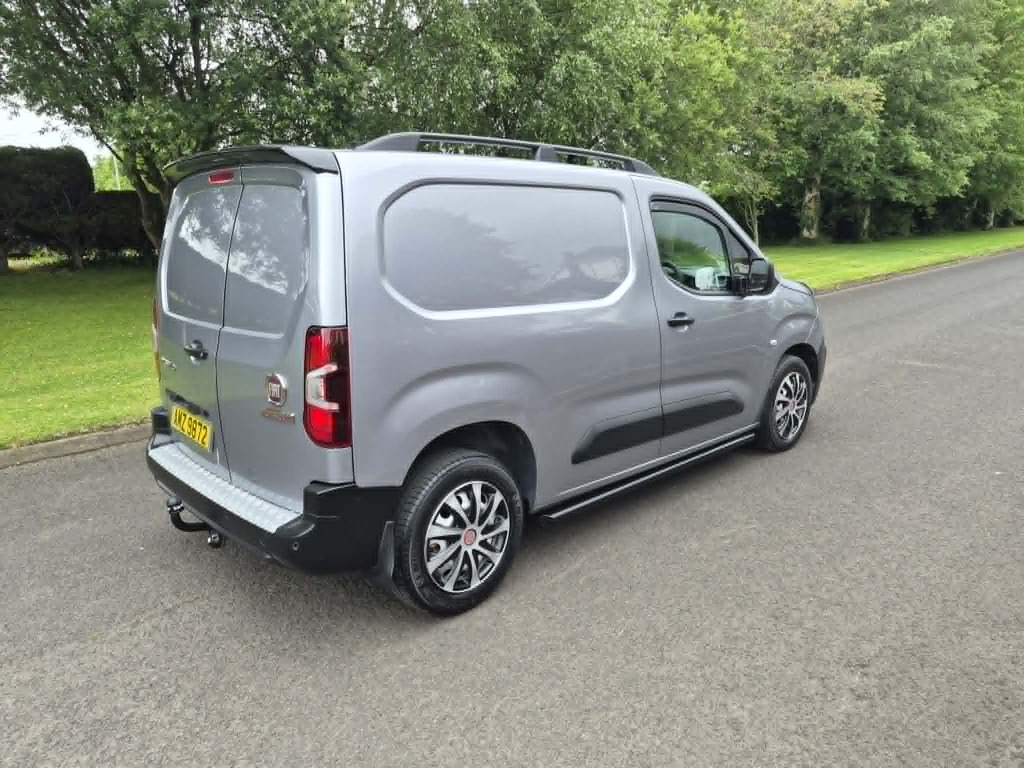 Fiat Doblo 1.5 Hdi 130Bhp Eat8 Grey #4