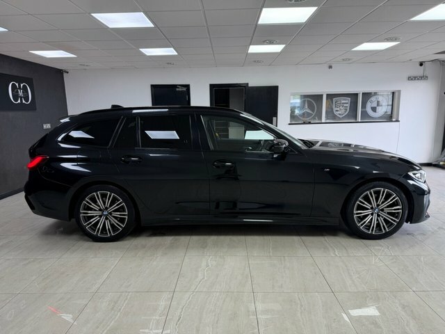 BMW 3 Series 2020 2.0 320D M Sport Touring Euro LM20PWE Black #2
