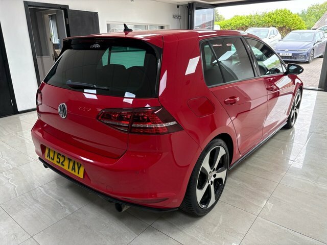 Volkswagen Golf 2015 2.0 Tsi Bluemotion Tech Gti Performance Hatch VX65KKC Red #3