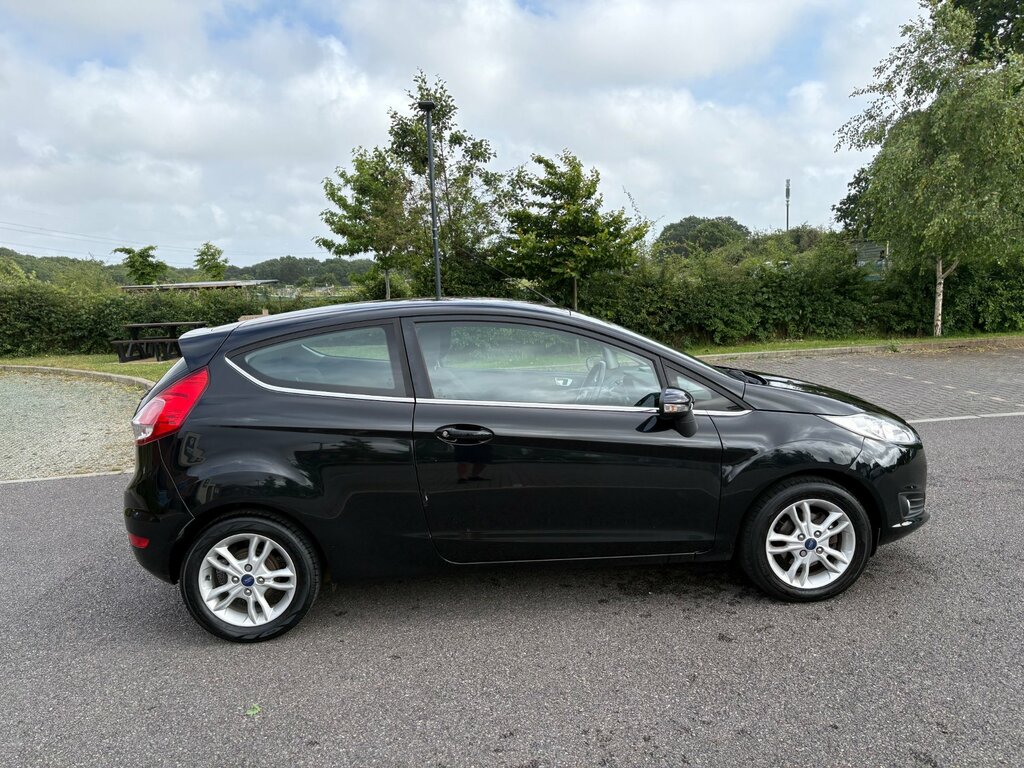 Ford Fiesta 1.25 Zetec Hatchback Euro 5 82 HJ64SFF Black #5