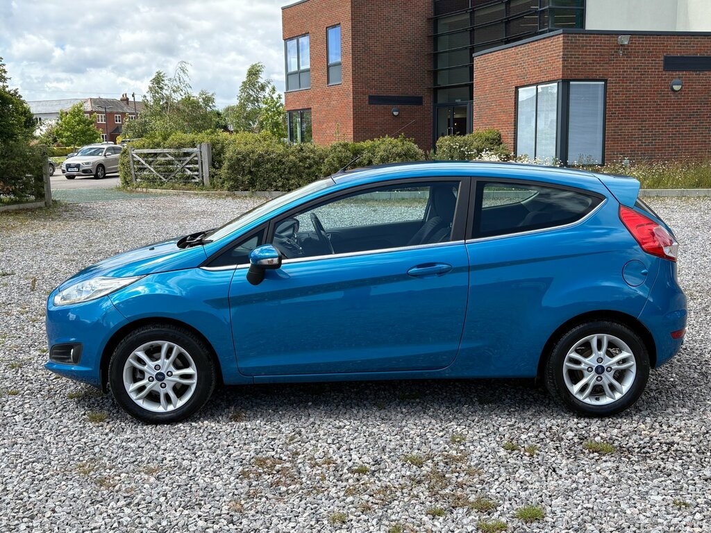 Ford Fiesta 1.25 Zetec Hatchback Euro 6 82 Blue #4