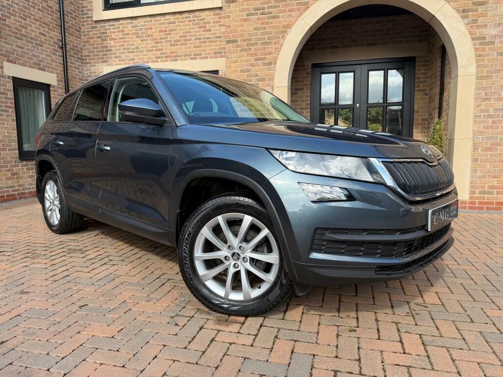 Skoda Kodiaq Suv 1.5 Tsi Act Se Dsg Euro 6 Ss 5 Seat Grey