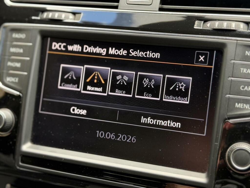 Volkswagen Golf 2.0 Tdi Gt #37