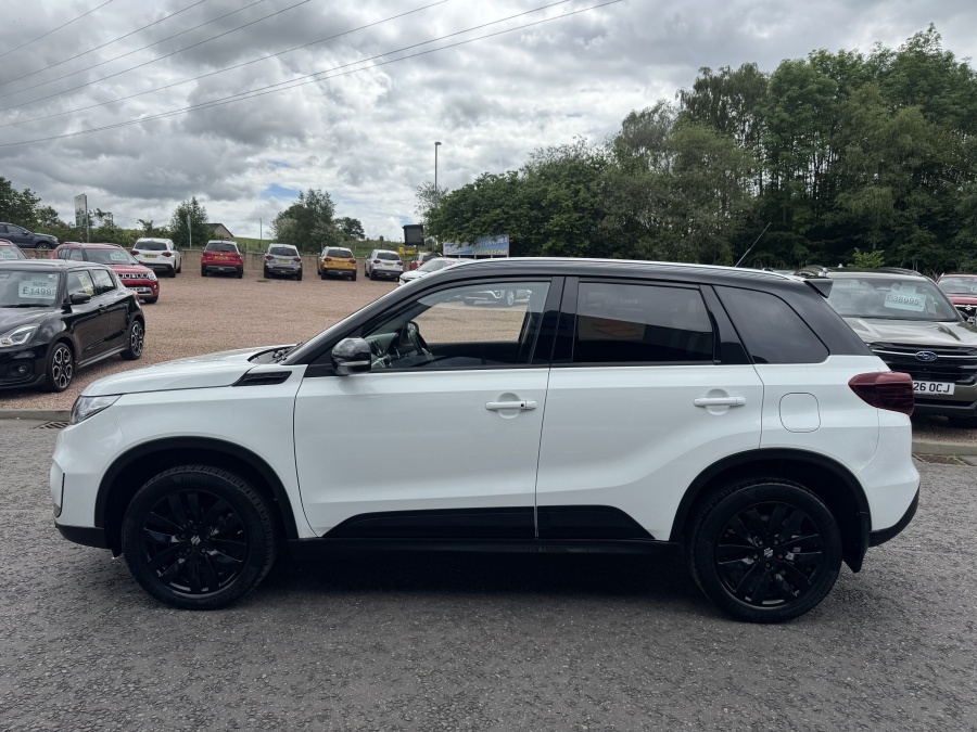 Suzuki Vitara 1.4 Boosterjet 48V Hybrid Sz5 Allgrip White #4