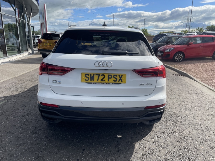 Audi Q3 35 Tfsi Black Edition SW72PSX White #6