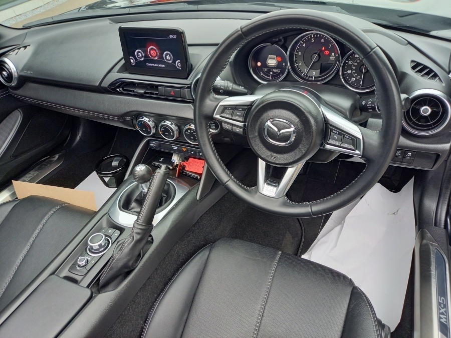 Mazda MX-5 2.0 184 Homura Red #13