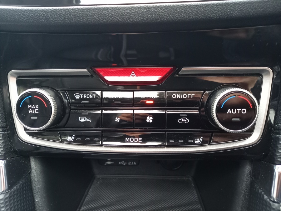 Subaru Forester 2.0I E-boxer Xe Premium Lineartronic Red #29