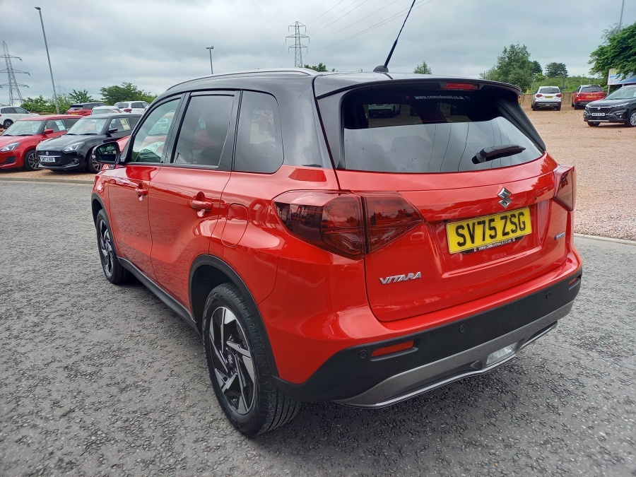 Suzuki Vitara 128Kw Ultra 61Kwh Green #5