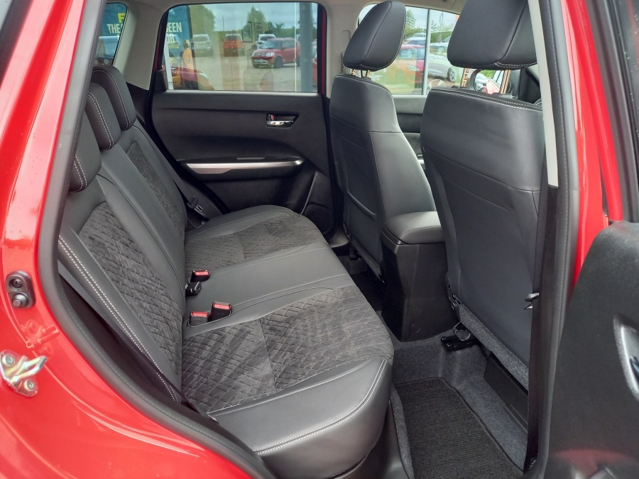 Suzuki Vitara 128Kw Ultra 61Kwh Green #12